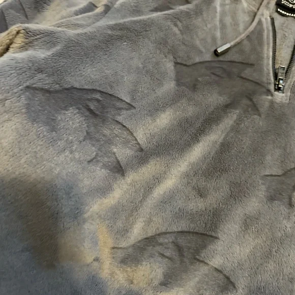 Gray Hoodie with Sonic Hedgehog Pattern - Picture 4 of 4